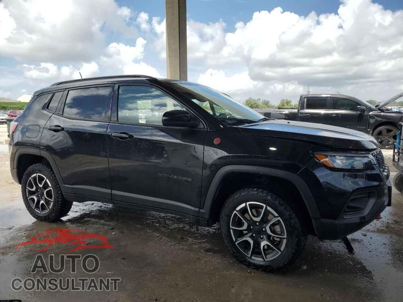 JEEP COMPASS 2024 - 3C4NJDDN7RT137520