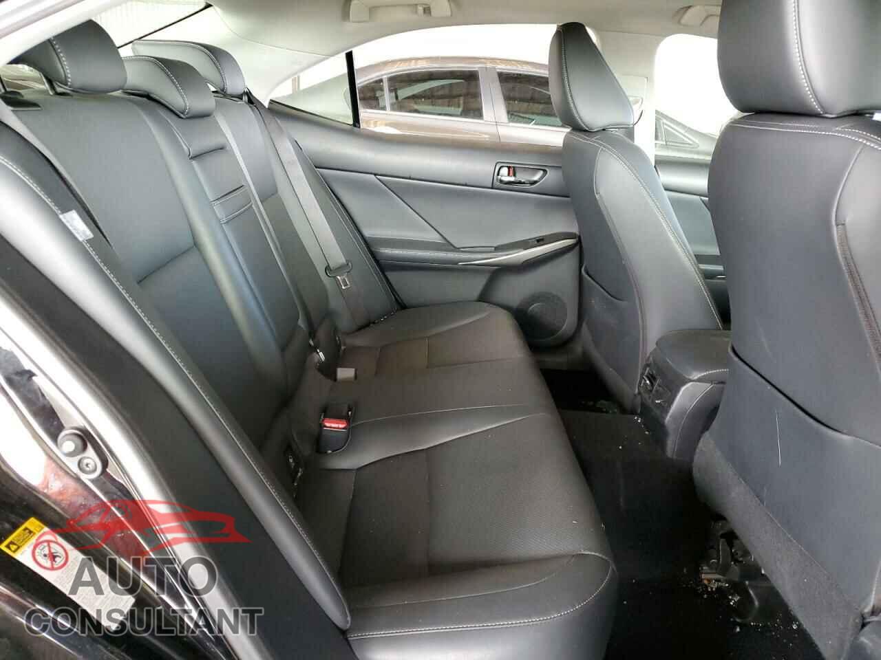 LEXUS IS 2014 - JTHBF1D25E5008743