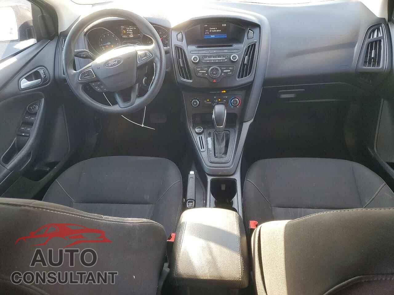 FORD FOCUS 2017 - 1FADP3F26HL285715