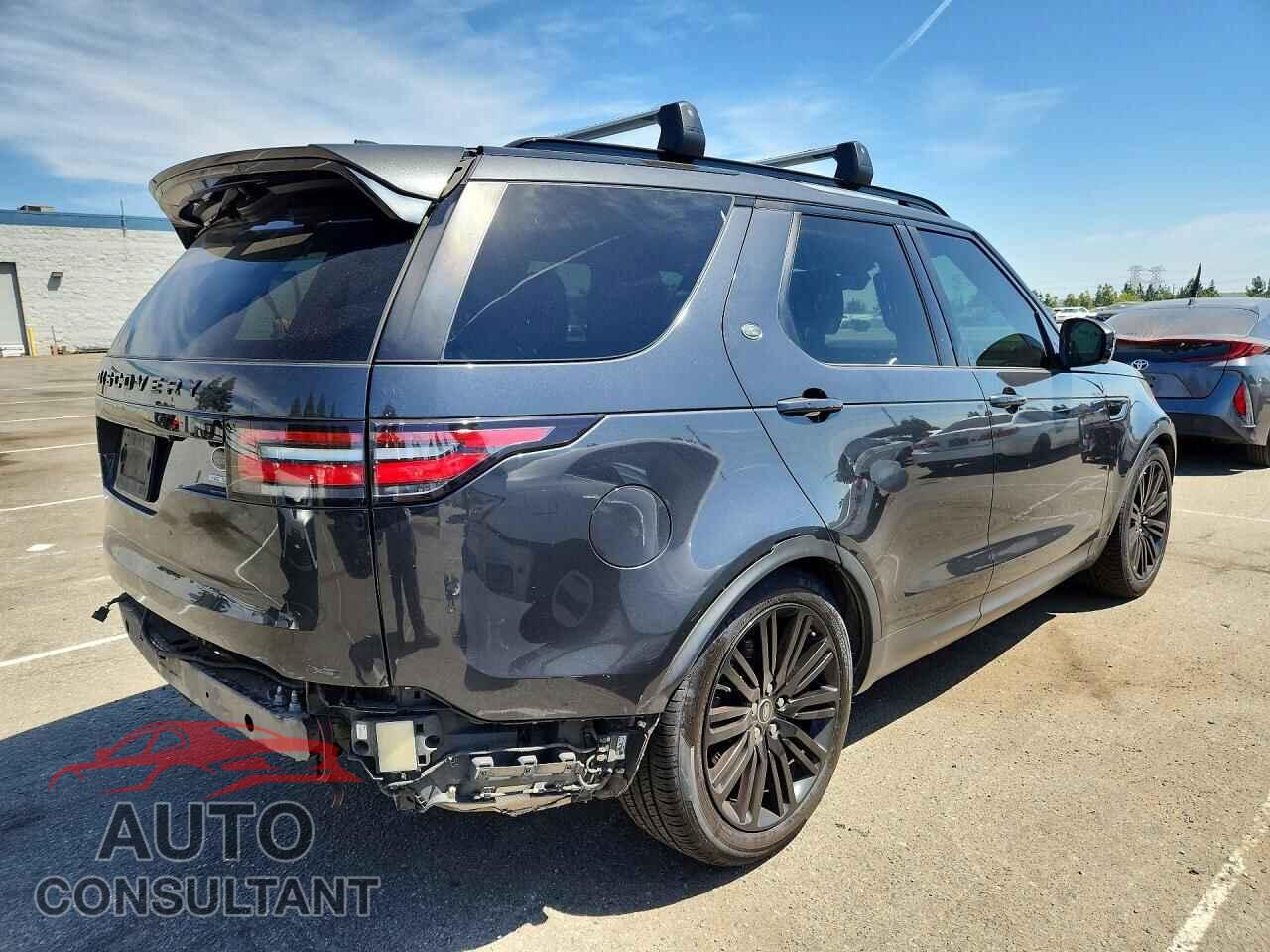 LAND ROVER DISCOVERY 2017 - SALRRBBK0HA040018
