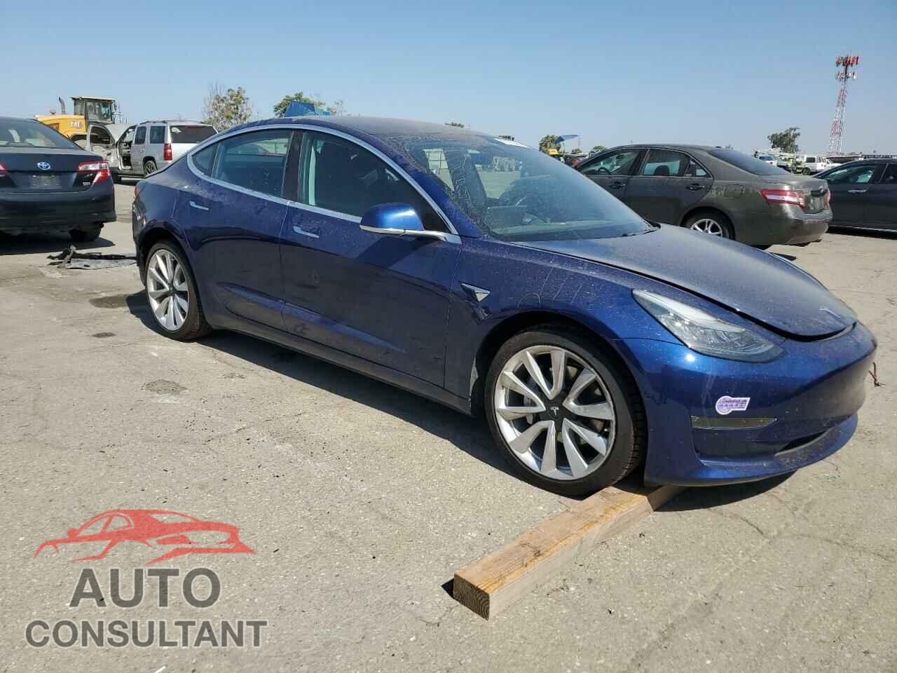 TESLA MODEL 3 2018 - 5YJ3E1EA6JF155127