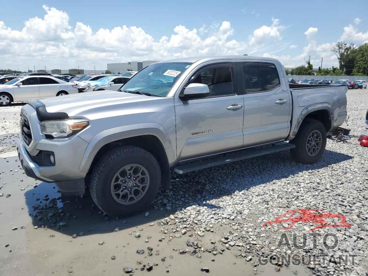 TOYOTA TACOMA 2018 - 5TFAZ5CN8JX058087