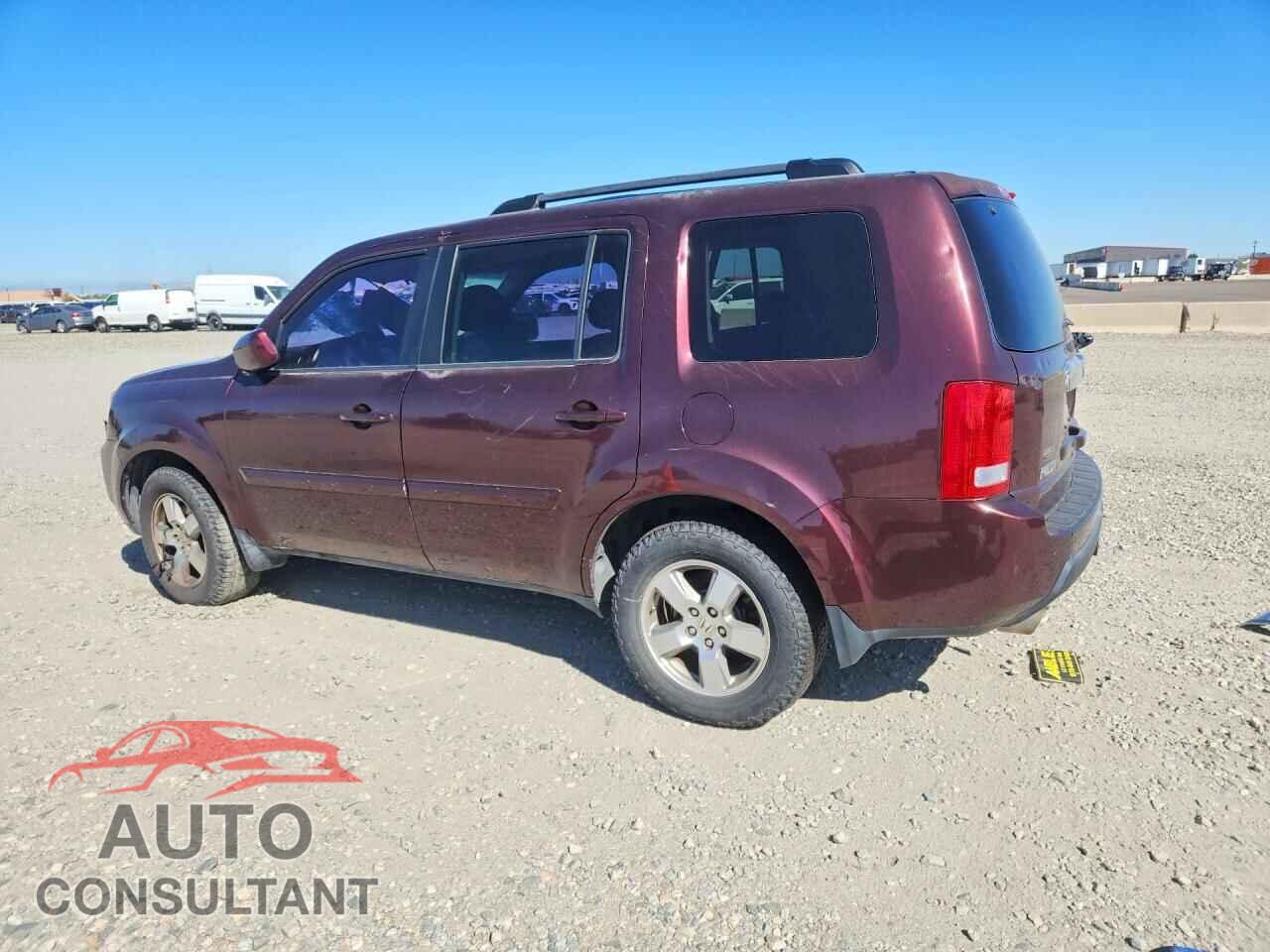HONDA PILOT 2011 - 5FNYF4H45BB005506