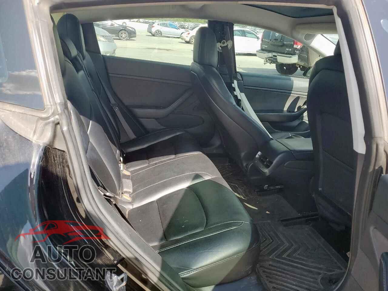 TESLA MODEL 3 2019 - 5YJ3E1EA3KF193111