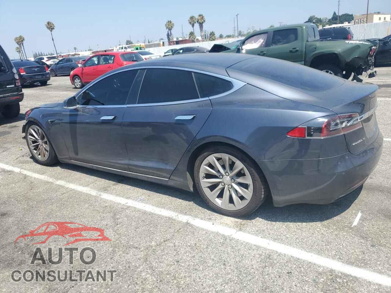 TESLA MODEL S 2018 - 5YJSA1E26JF295680