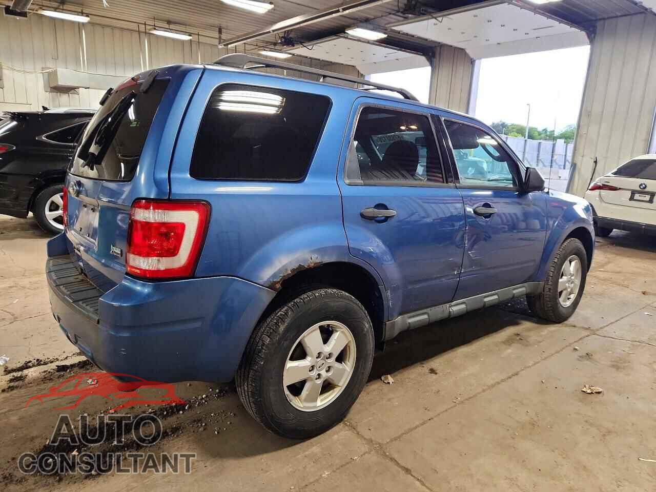 FORD ESCAPE 2010 - 1FMCU0DG7AKA02810