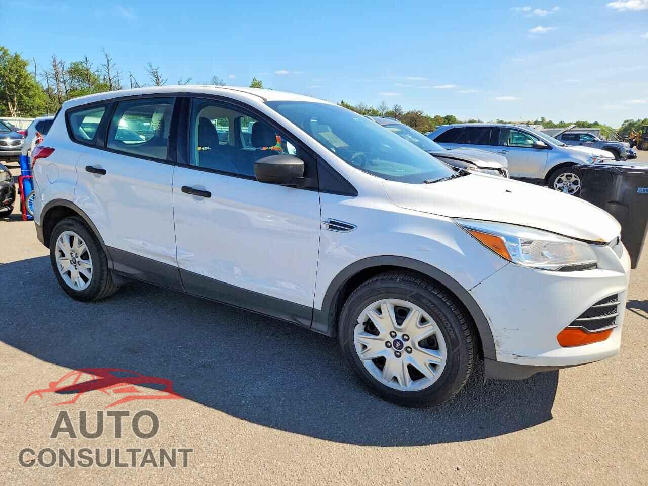 FORD ESCAPE 2016 - 1FMCU0F75GUC20657