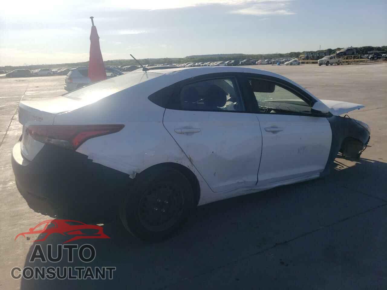 HYUNDAI ACCENT 2019 - 3KPC24A37KE080978