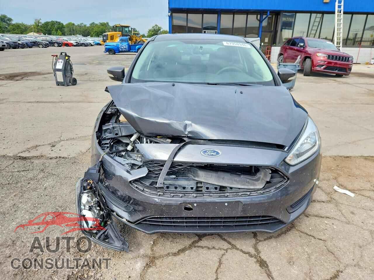 FORD FOCUS 2017 - 1FADP3F21HL229388