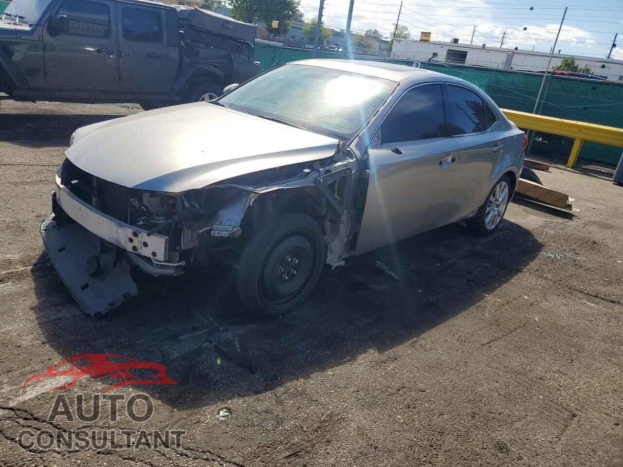 LEXUS IS 2015 - JTHCF1D24F5018122