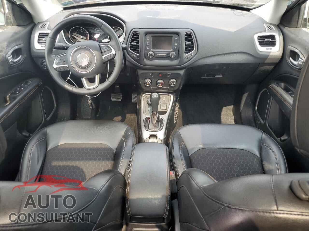 JEEP COMPASS 2018 - 3C4NJDBB2JT314715