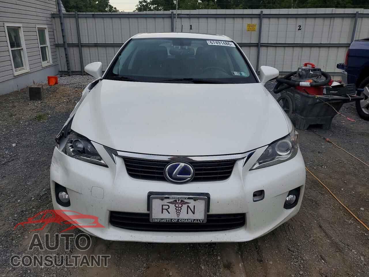 LEXUS CT 200 2013 - JTHKD5BH8D2164277