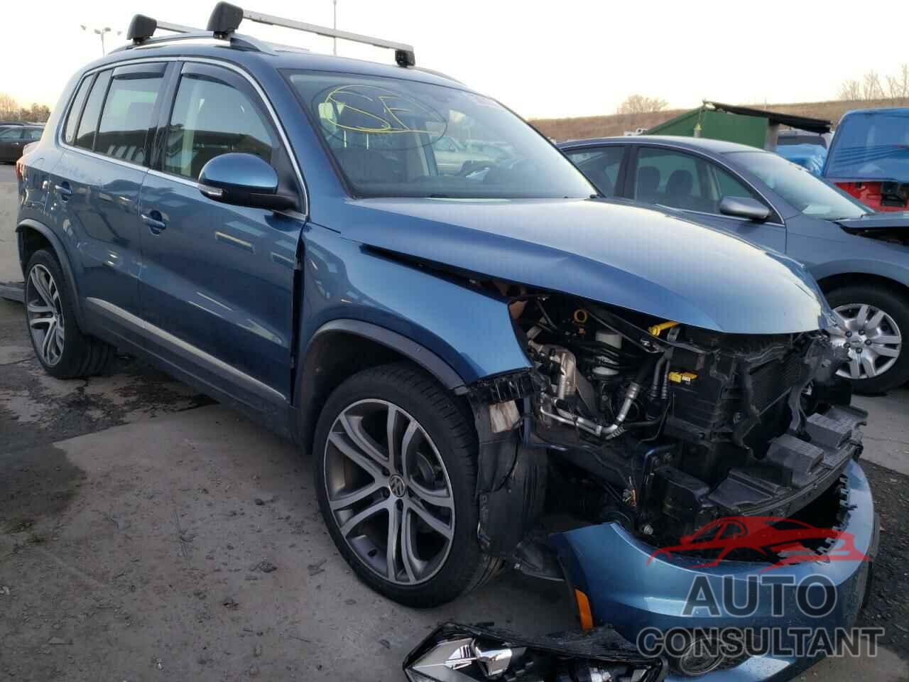 VOLKSWAGEN TIGUAN 2017 - WVGWV7AX6HW504377