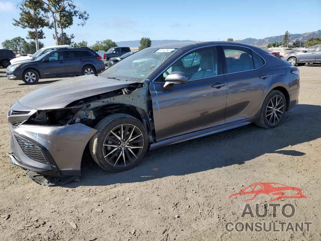 TOYOTA CAMRY 2023 - 4T1G11AK4PU742532