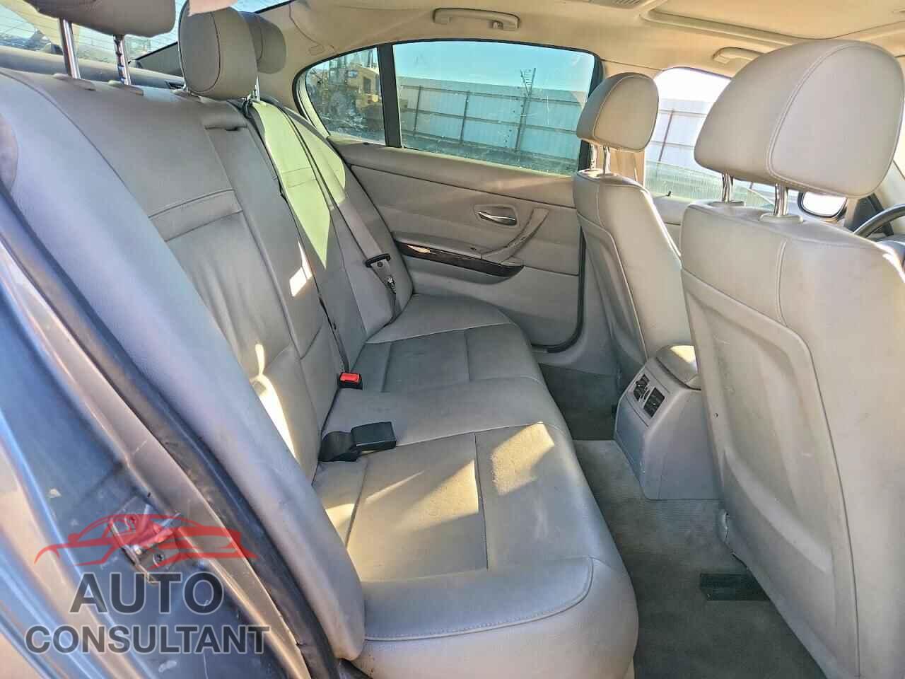 BMW 3 SERIES 2011 - WBAPH5G58BNM71709