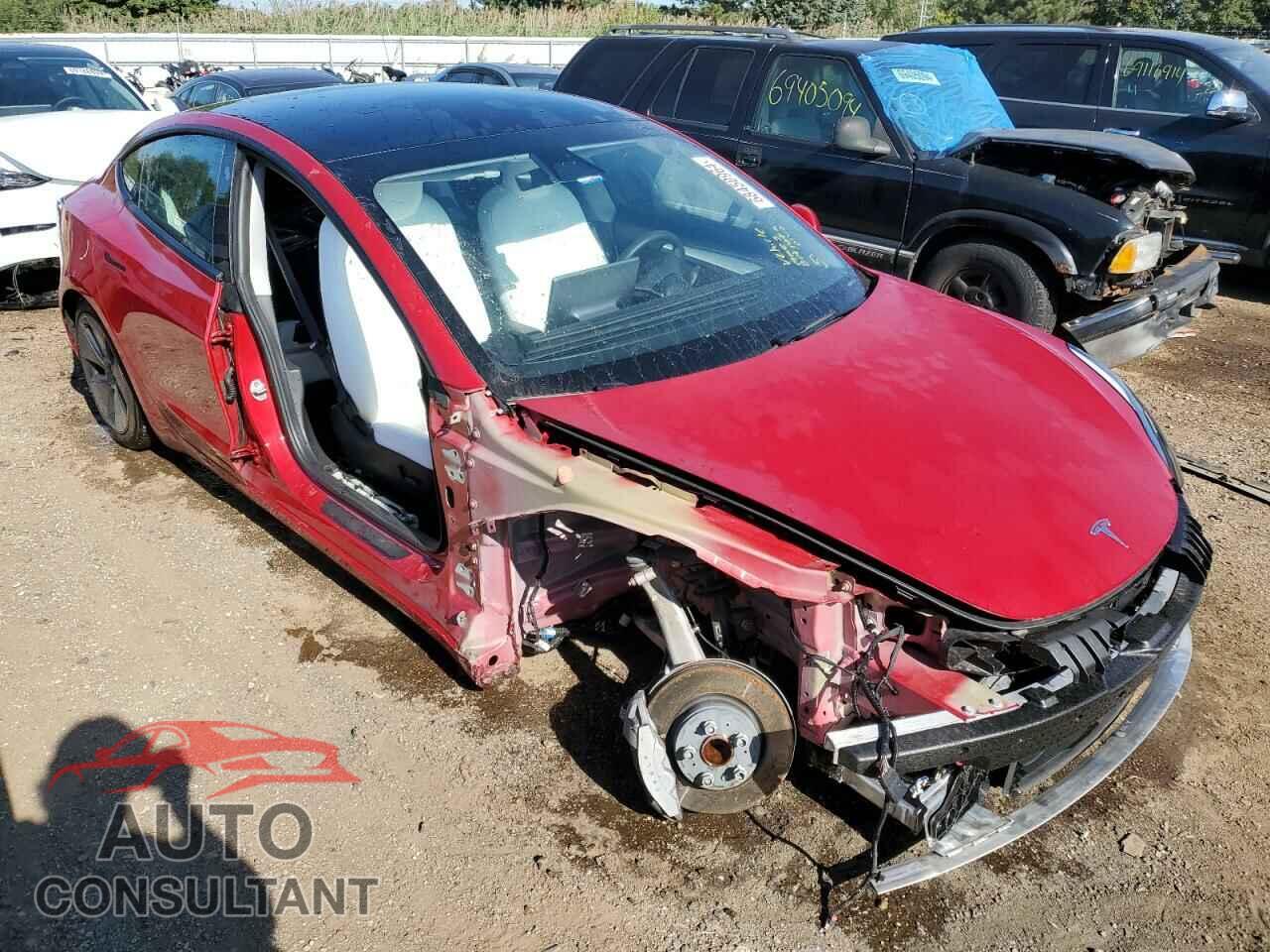 TESLA MODEL 3 2021 - 5YJ3E1EA4MF081582