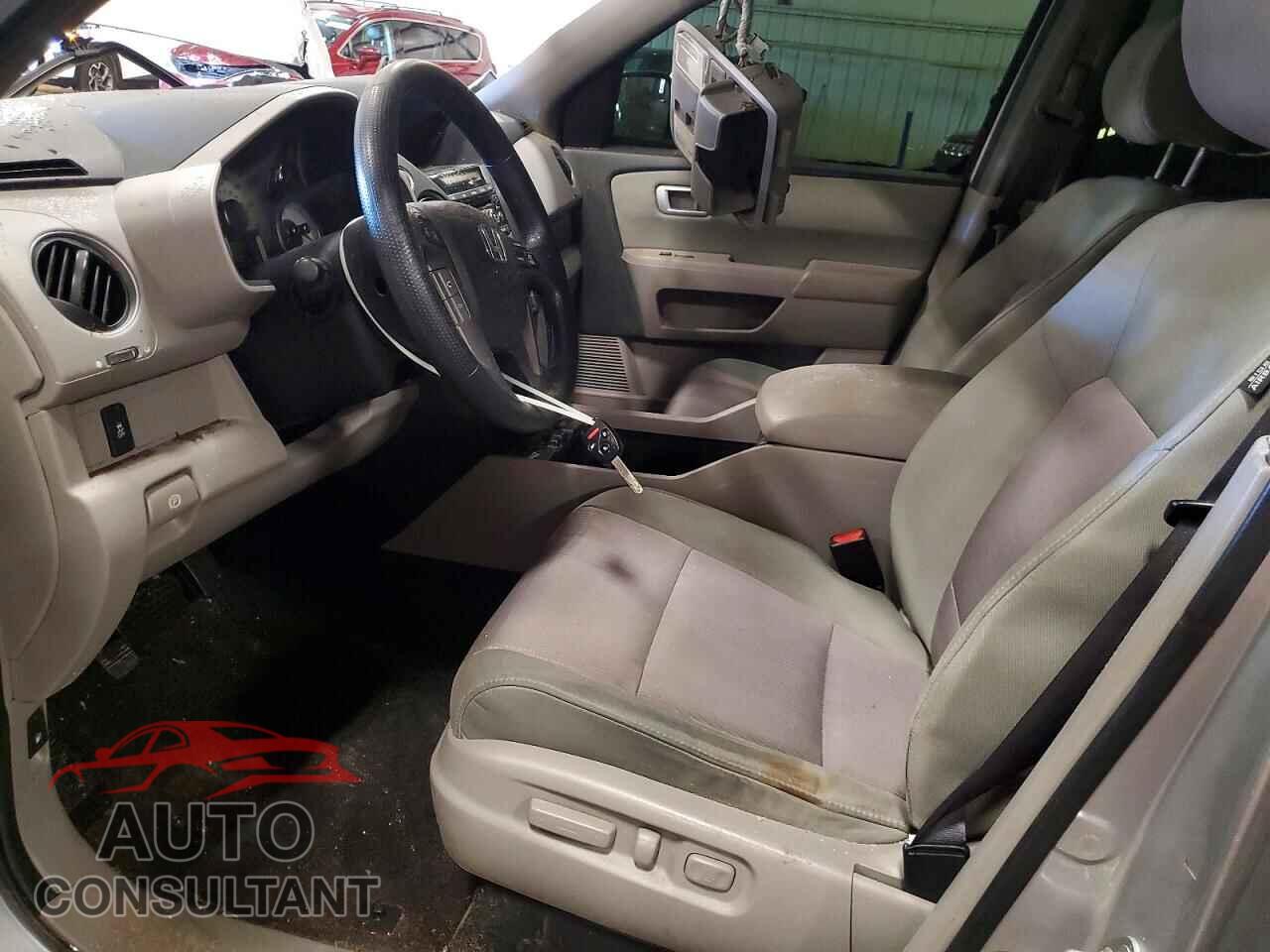 HONDA PILOT 2013 - 5FNYF3H45DB010752