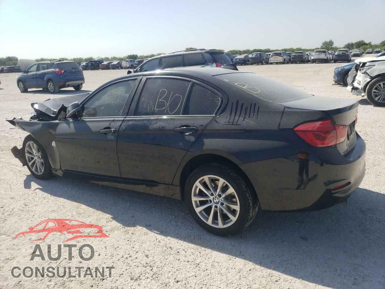 BMW 3 SERIES 2016 - WBA8E1G53GNU10653