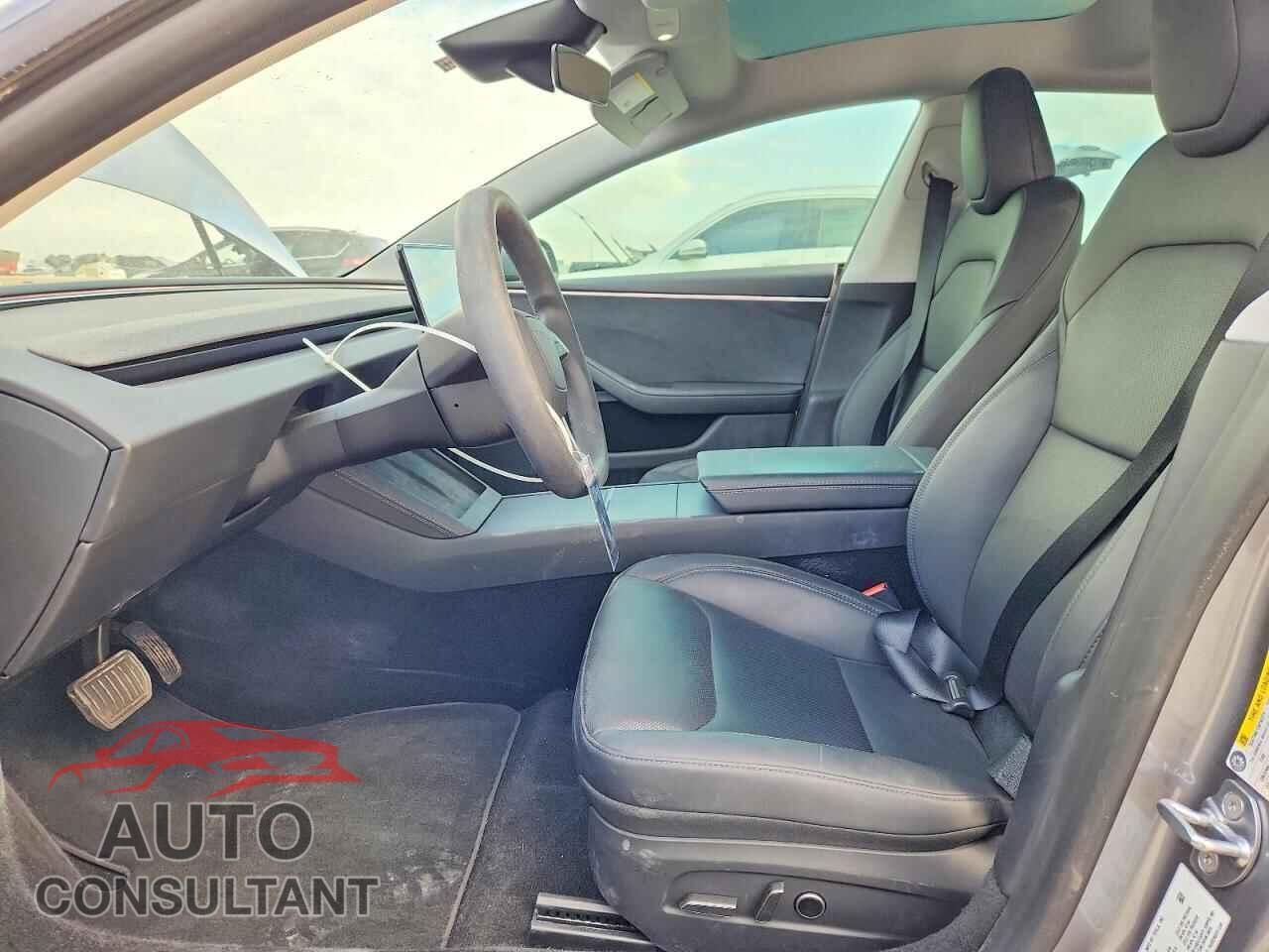 TESLA MODEL 3 2025 - 5YJ3E1EB6SF997783