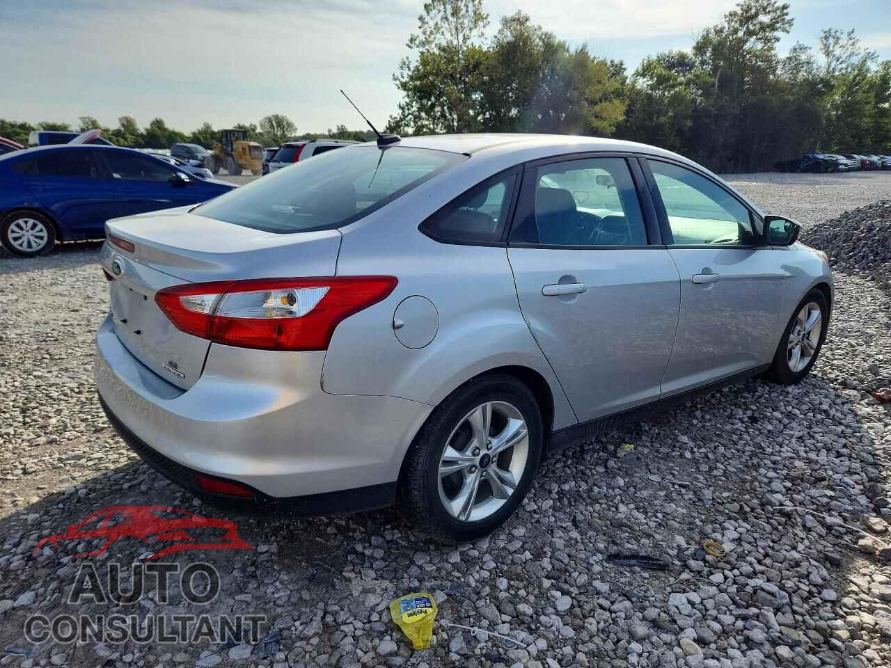 FORD FOCUS SEDA 2014 - 1FADP3F28EL214009