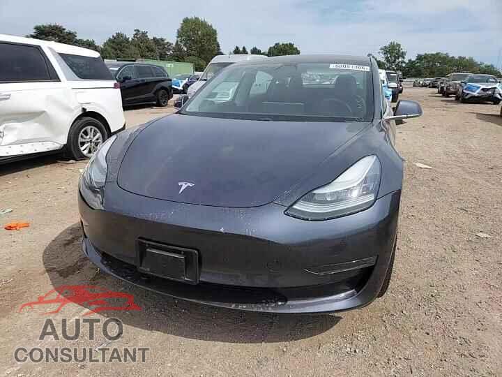 TESLA MODEL 3 2018 - 5YJ3E1EB8JF091021