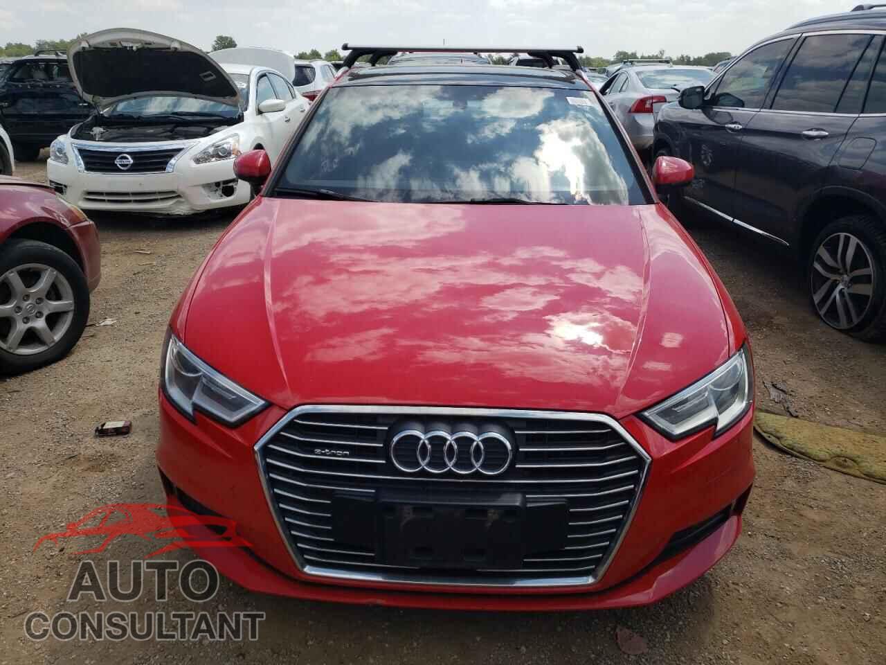 AUDI A3 2017 - WAUUPBFF0HA034639