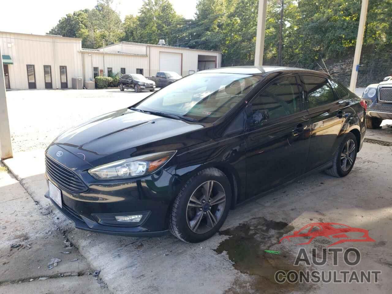 FORD FOCUS 2018 - 1FADP3FE8JL200714