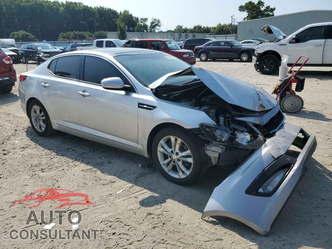 KIA OPTIMA 2011 - KNAGN4A73B5113236