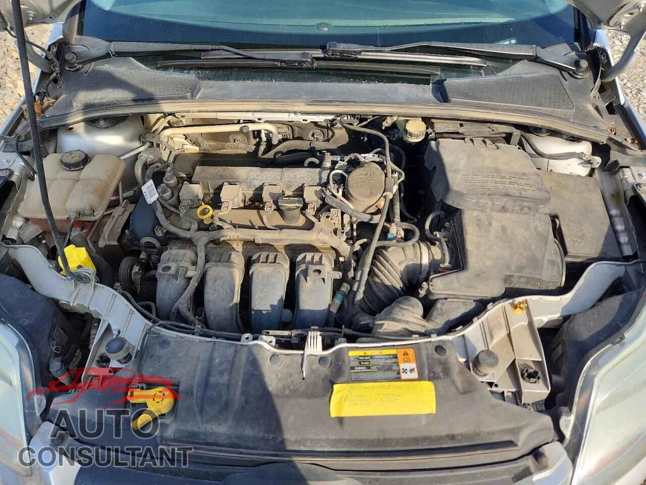 FORD FOCUS SEDA 2014 - 1FADP3F28EL214009