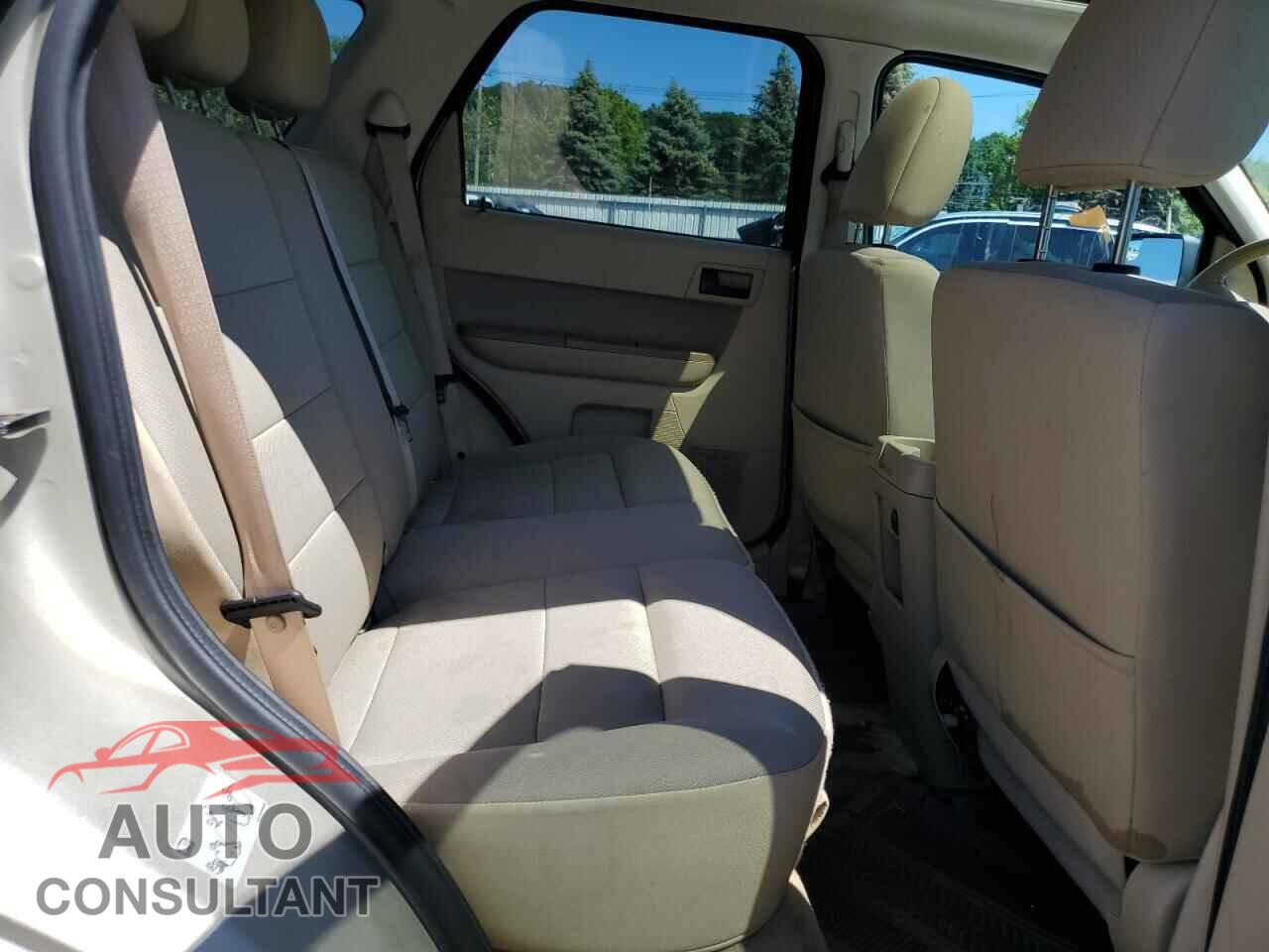 FORD ESCAPE 2011 - 1FMCU9D73BKC58772