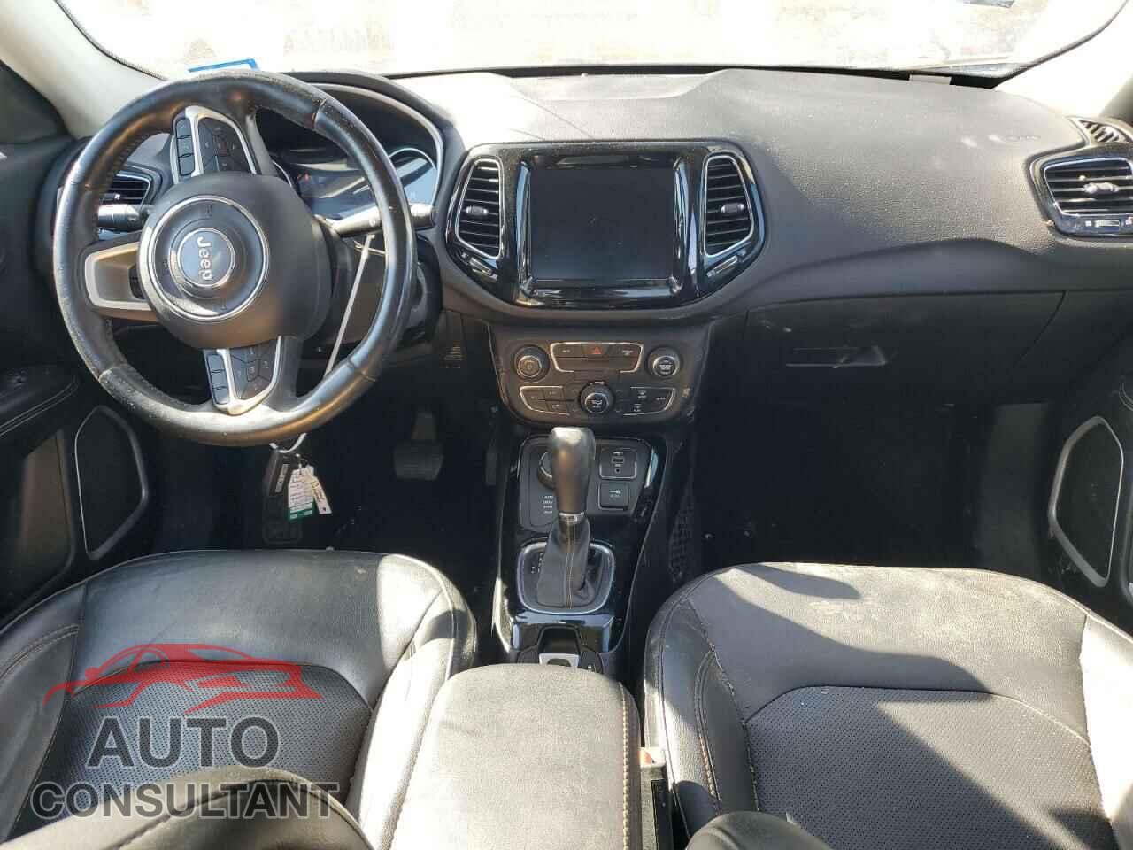 JEEP COMPASS 2019 - 3C4NJDCB8KT697589