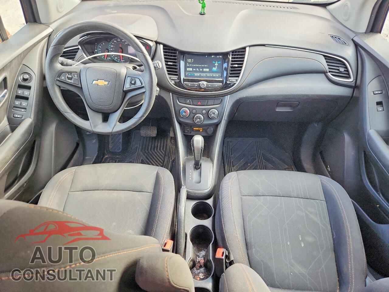 CHEVROLET TRAX 2017 - 3GNCJLSB3HL146845