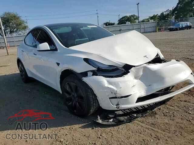 TESLA MODEL Y 2024 - 7SAYGDED5RF123120