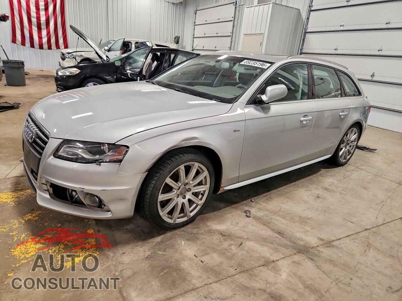 AUDI A4 2012 - WAUWFBFL9CA013296