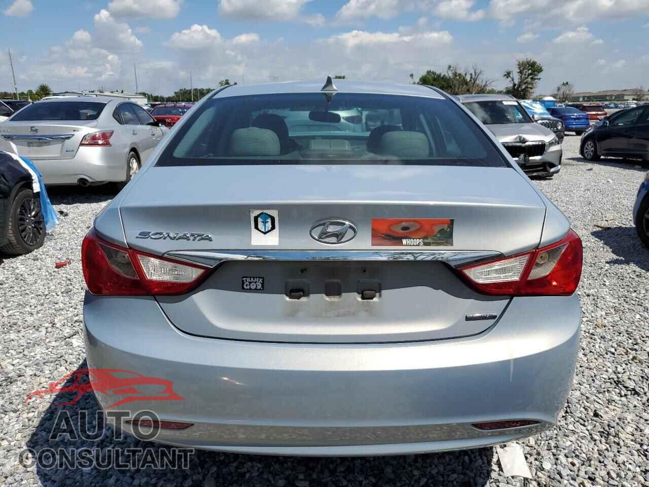 HYUNDAI SONATA 2011 - 5NPEC4AC4BH083905