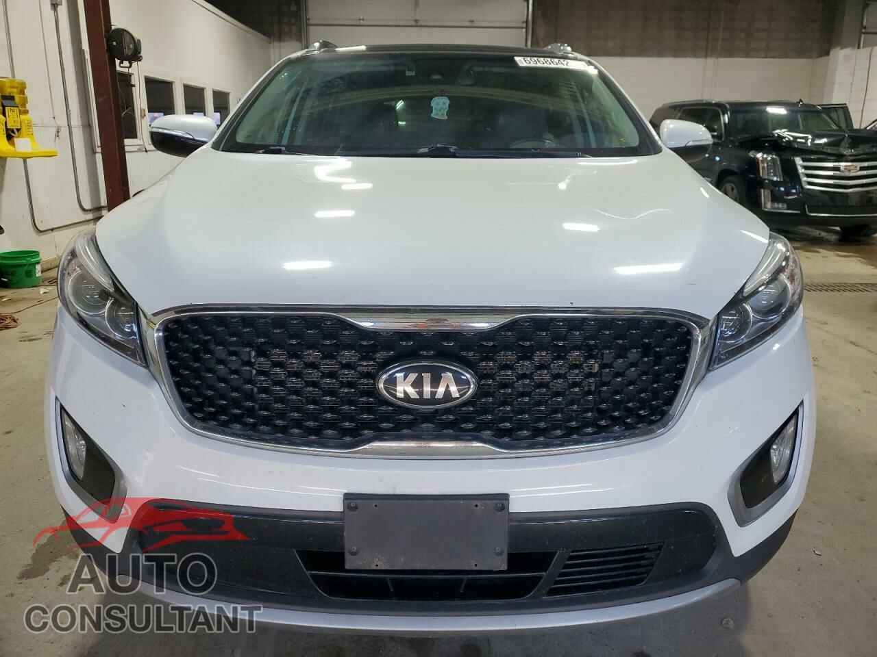 KIA SORENTO 2017 - 5XYPHDA59HG229937