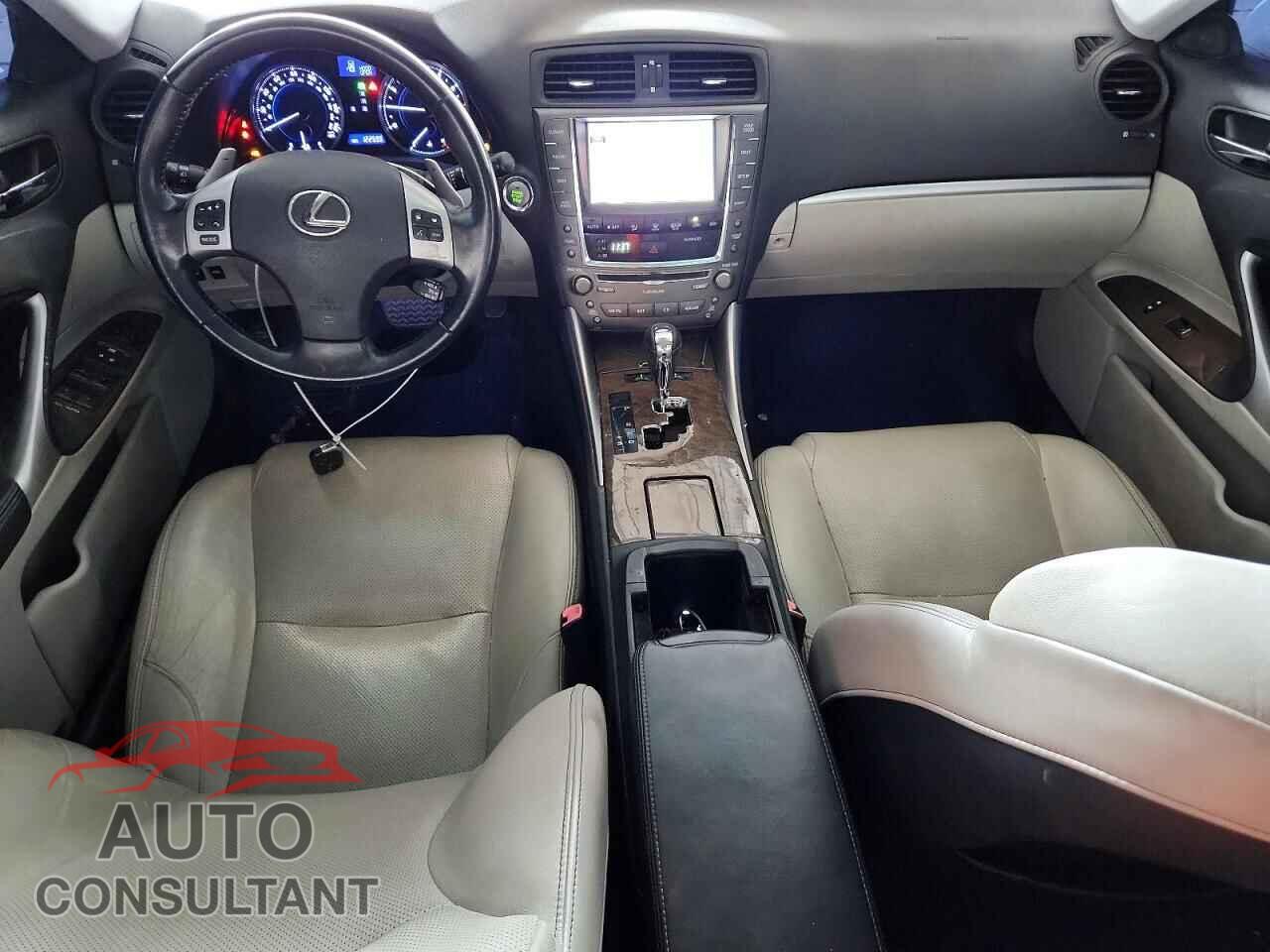 LEXUS IS 2012 - JTHBF5C21C5172819