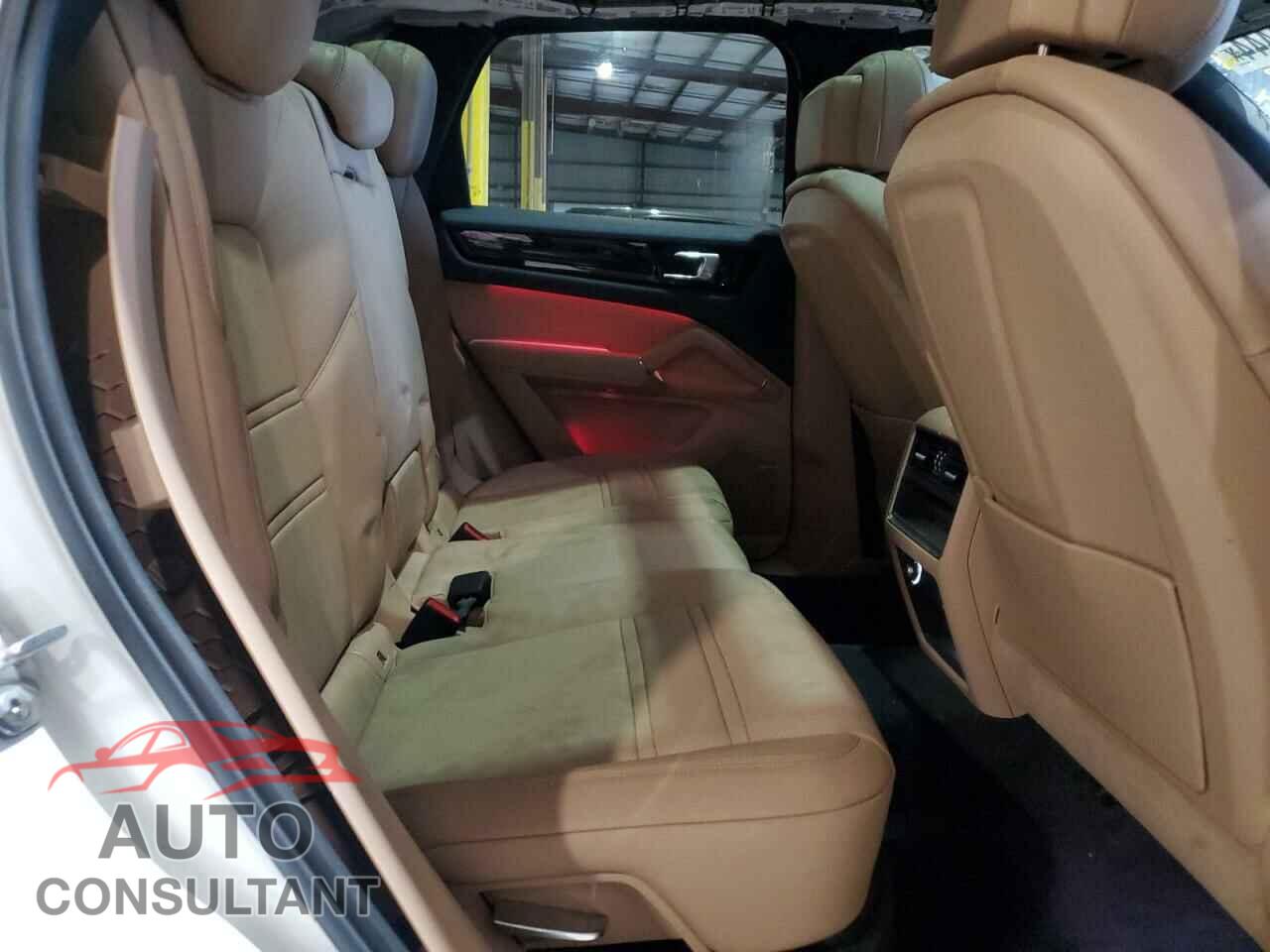 PORSCHE CAYENNE 2019 - WP1AA2AYXKDA19358