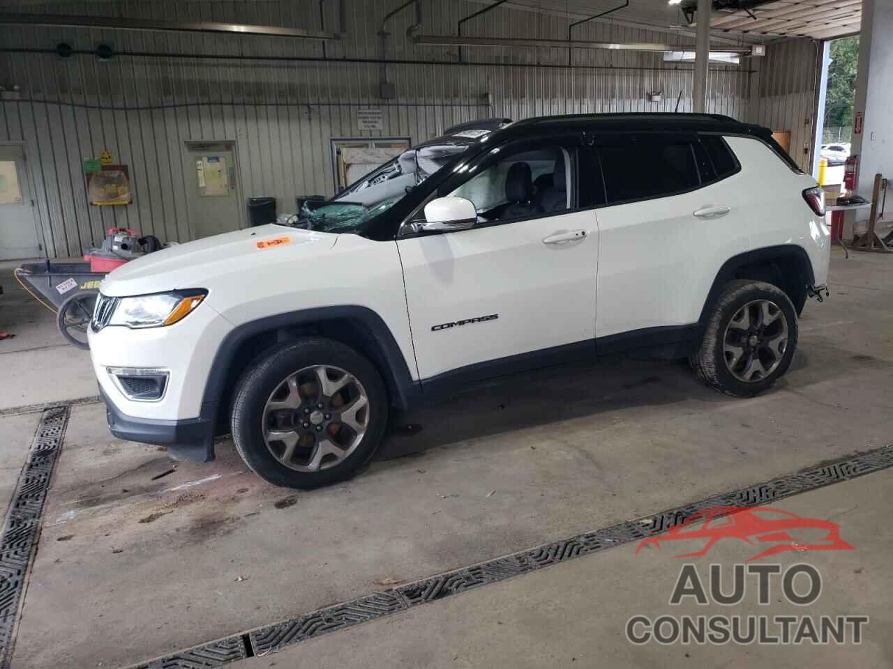 JEEP COMPASS 2018 - 3C4NJDCB4JT212590