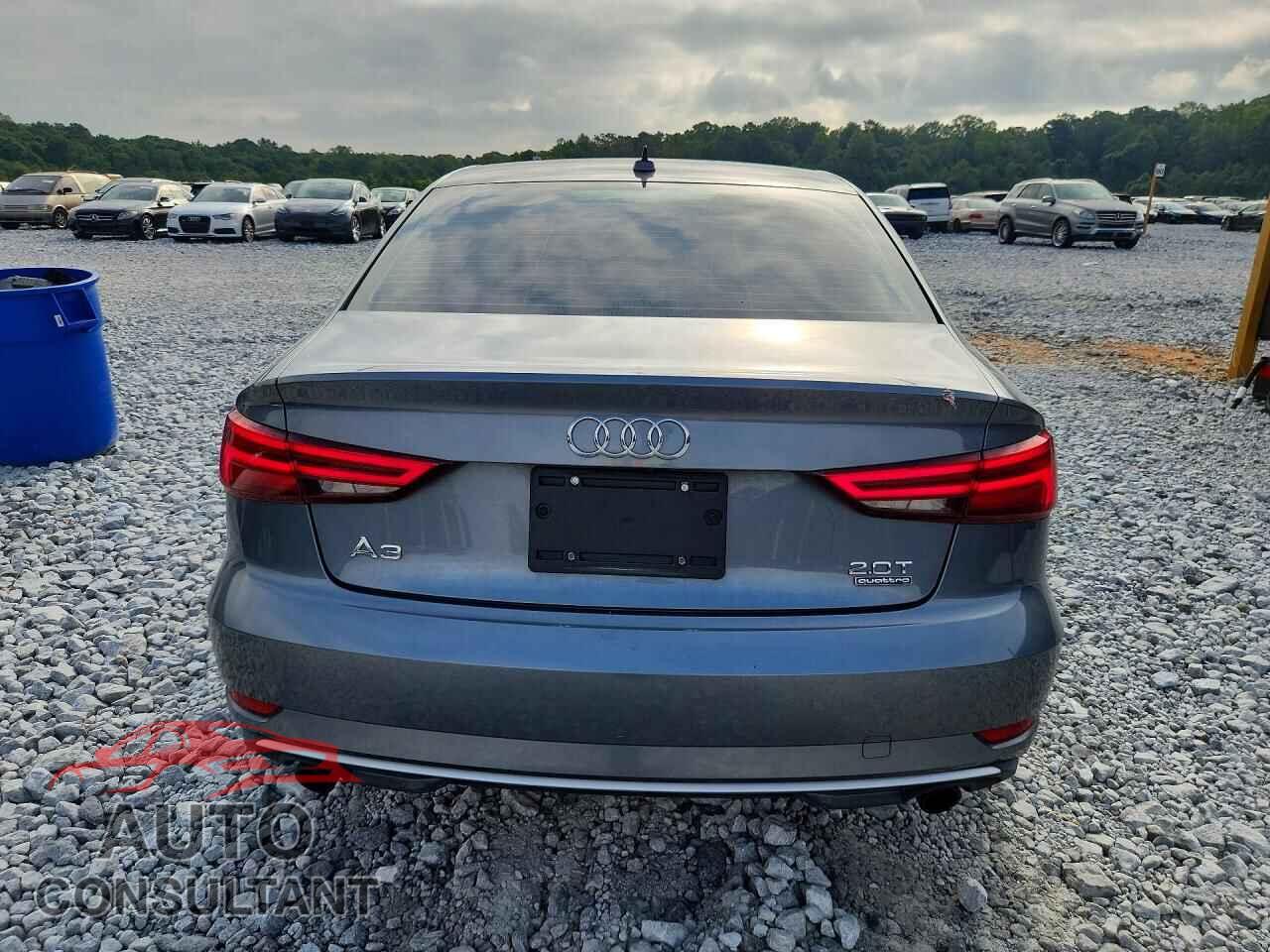 AUDI A3 2017 - WAUB8GFF5H1015392