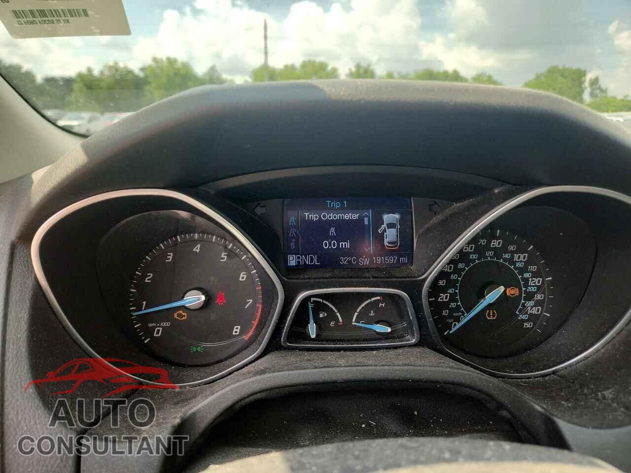FORD FOCUS 2012 - 1FAHP3F22CL211086