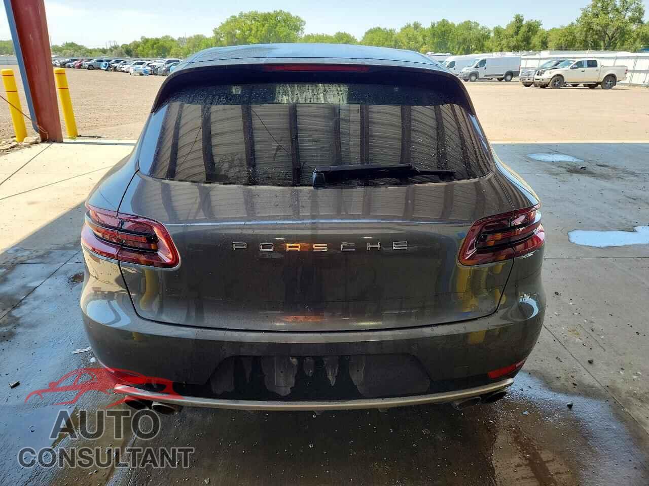 PORSCHE MACAN 2015 - WP1AB2A51FLB65937