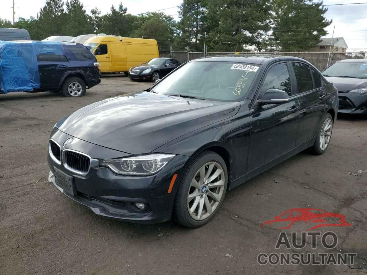 BMW 3 SERIES 2018 - WBA8E5G51JNU46176