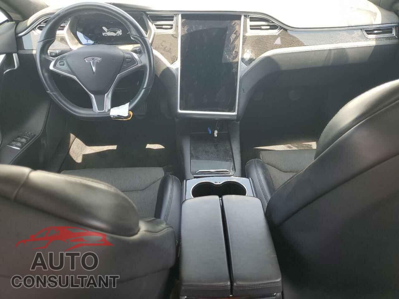 TESLA MODEL S 2017 - 5YJSA1E16HF198903