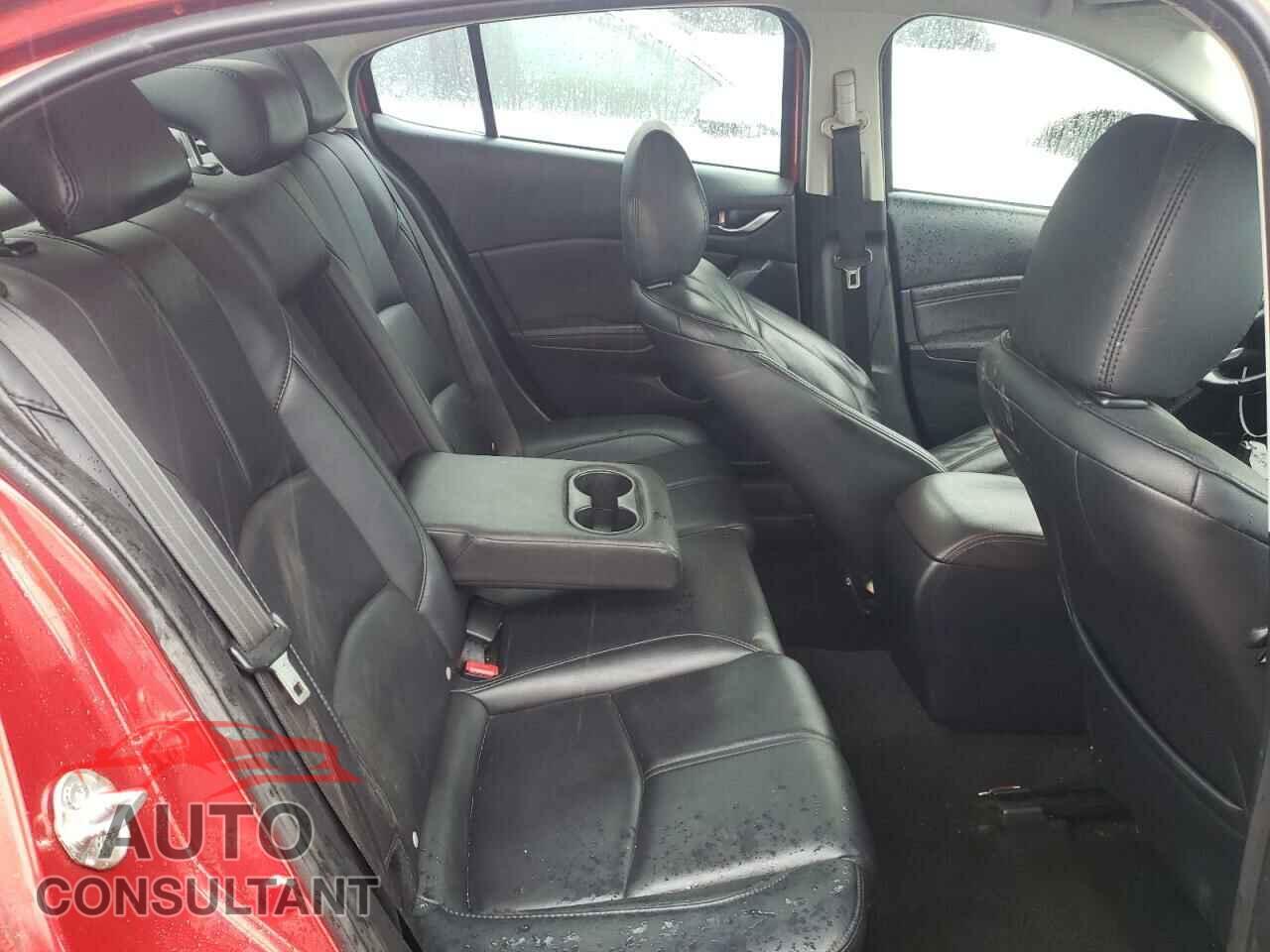 MAZDA 3 2018 - 3MZBN1V32JM172903