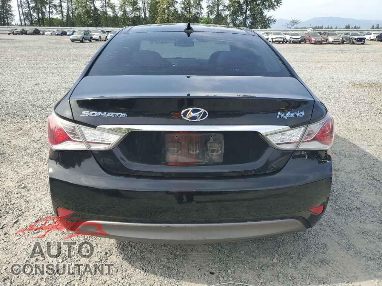 HYUNDAI SONATA 2012 - KMHEC4A40CA045925
