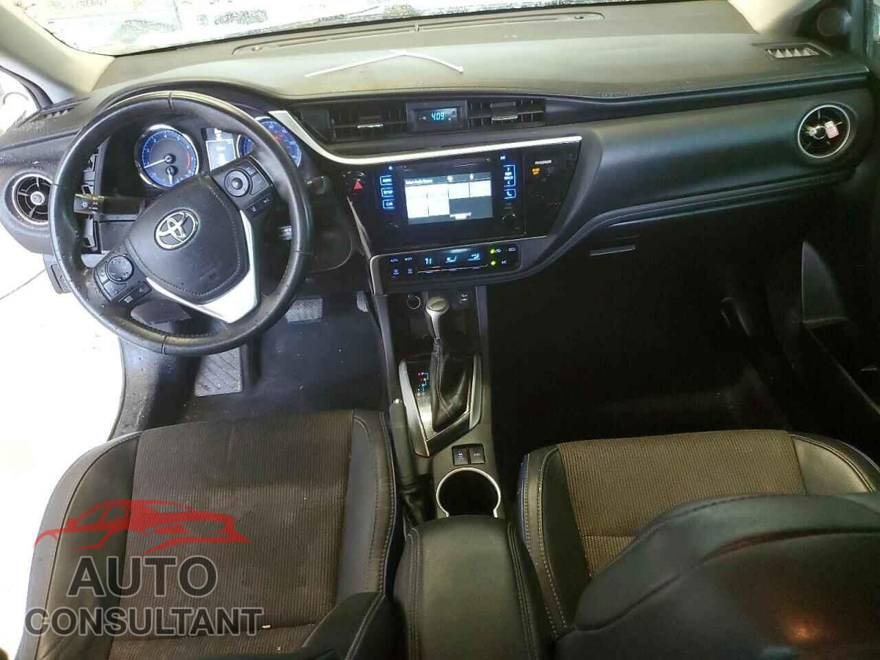 TOYOTA COROLLA 2017 - 2T1BURHE7HC820823