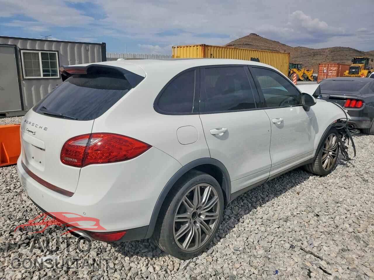 PORSCHE CAYENNE 2013 - WP1AB2A27DLA84749