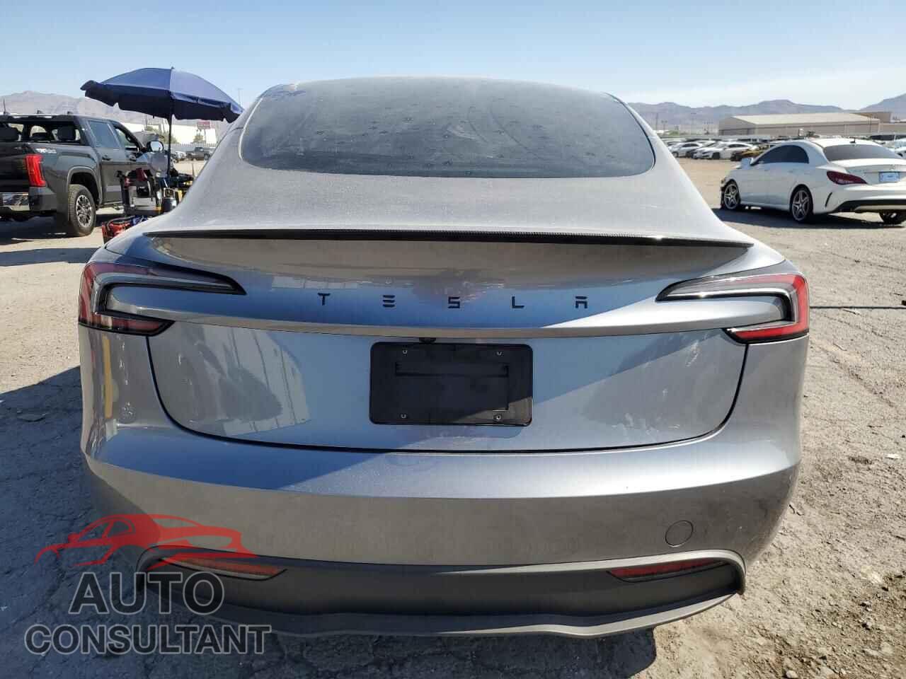 TESLA MODEL 3 2024 - 5YJ3E1EA1RF867248