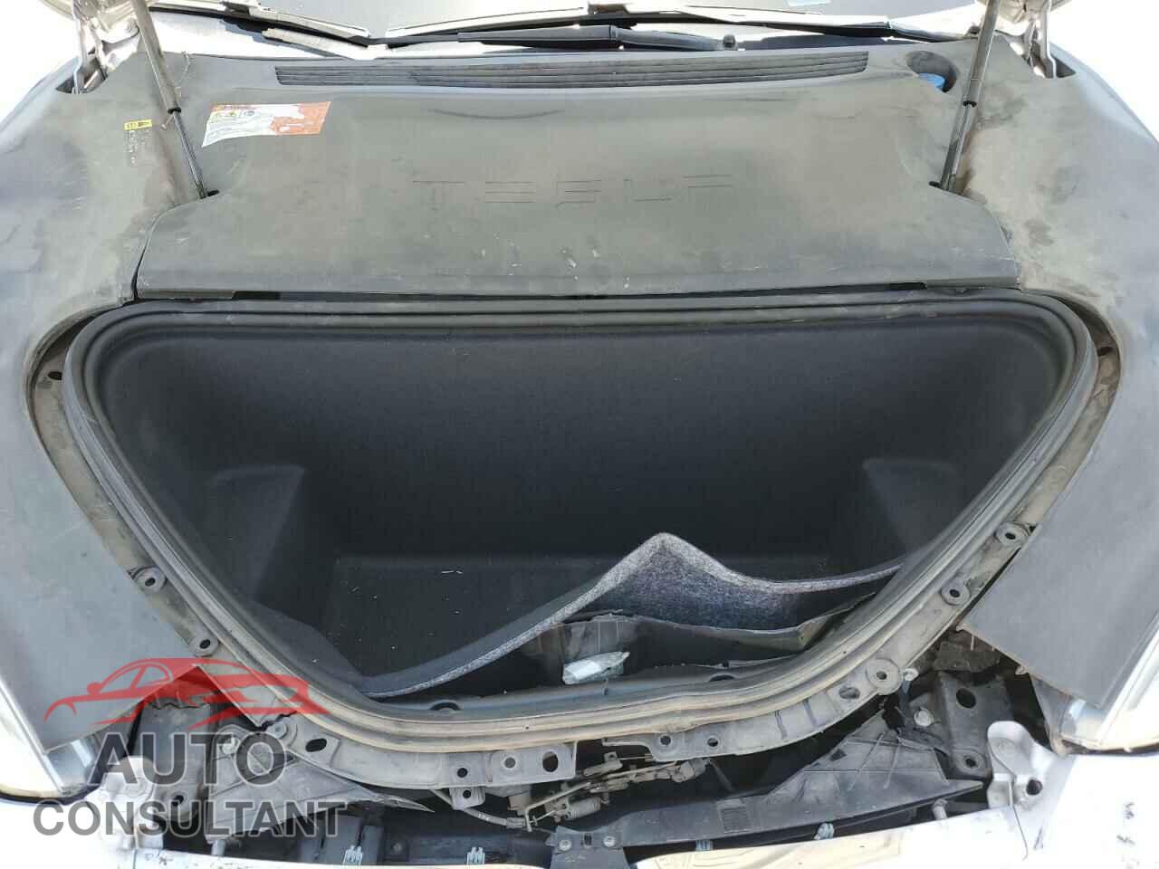 TESLA MODEL S 2017 - 5YJSA1E1XHF228534